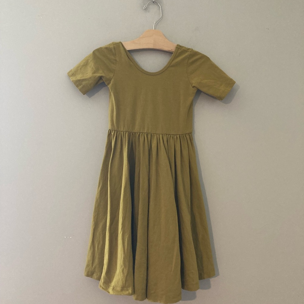 $23 ADD ON‎ alice + ames gold twirl dress short-sleeves Zara Hanna Andersson
